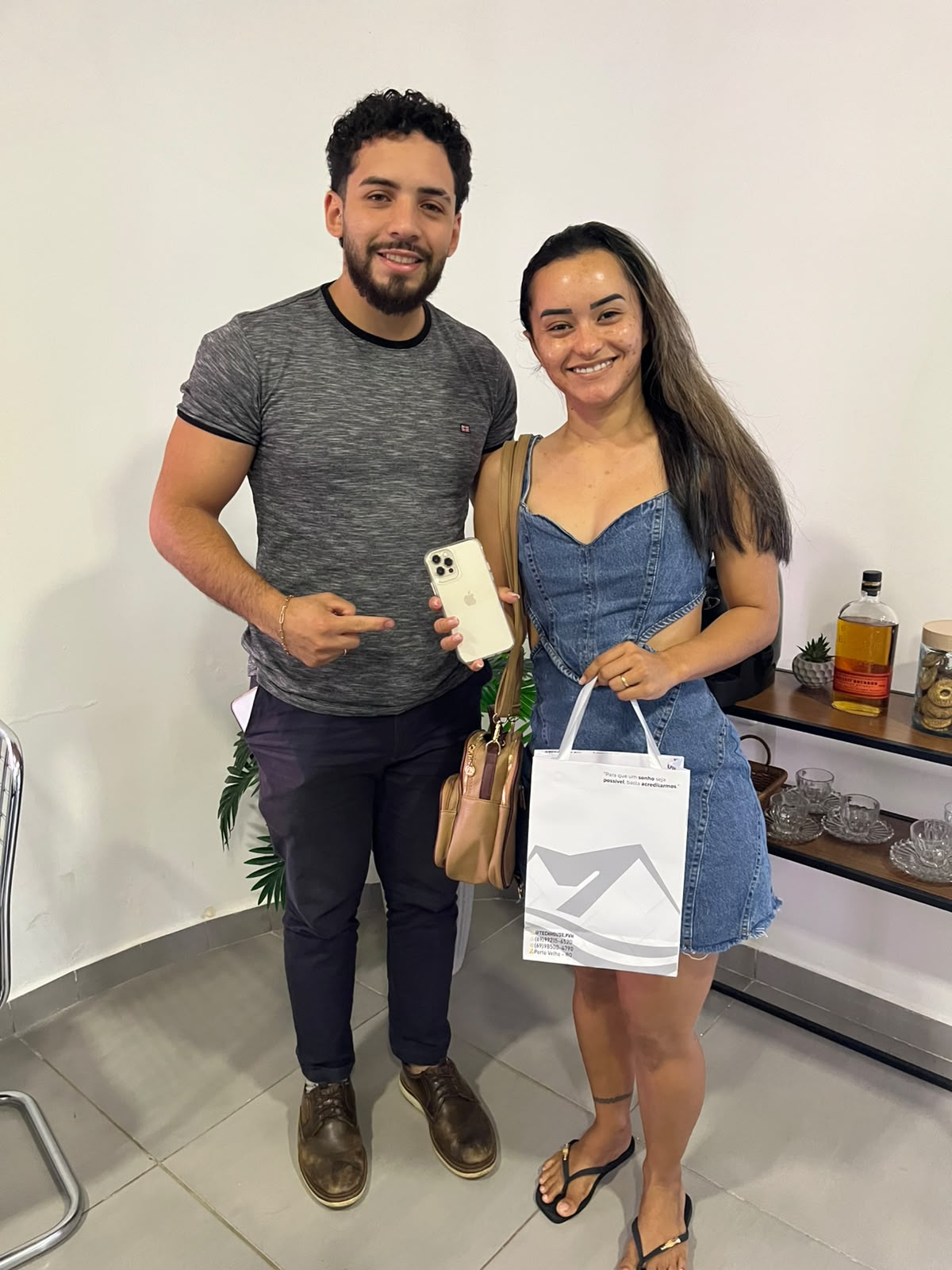 Clientes da Tech House com suas compras — foto 24